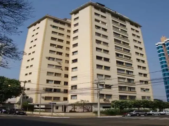 Imagem: O apartamento possui 2 Dormitórios, 1 Banheiro, 88m² de