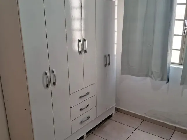 Imagem 2: Quarto Mobiliado Individual no Centro