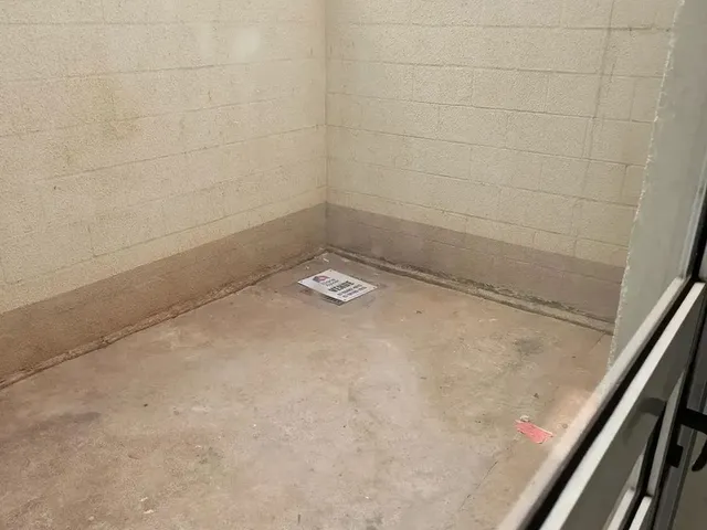 Imagem 4: Imóvel para Aluguel Possui 42 Metros Quadrados com 2 Quartos em Jardim Leblon - Campo
