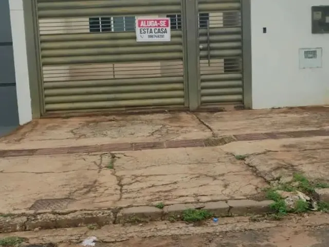 Imagem 1: Casa Grande com 3 Quartos Próx a Av Gunter Hans