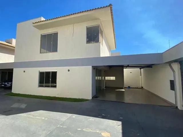 Imagem: A casa em condomínio possui 3 Dormitórios, 1 Suíte, 2