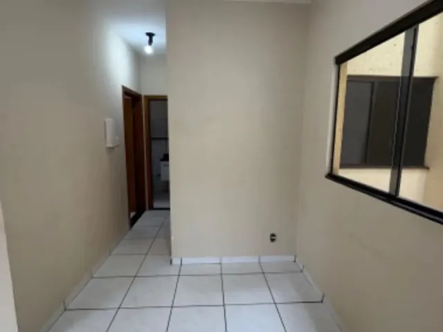 Imagem 6: Casa com 2 Quartos, Centro