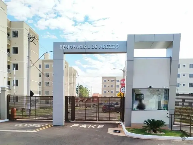 Imagem: O apartamento possui 2 Dormitórios, 1 Banheiro, 1 Vaga na
