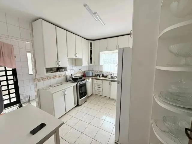 Imagem 6: Ampla Casa Terrea para Alugar no Sta. Fe