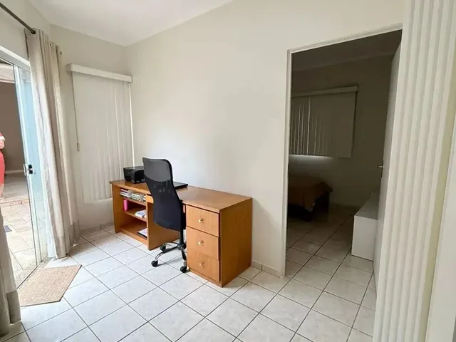 Imagem 16: Ampla Casa Terrea para Alugar no Sta. Fe
