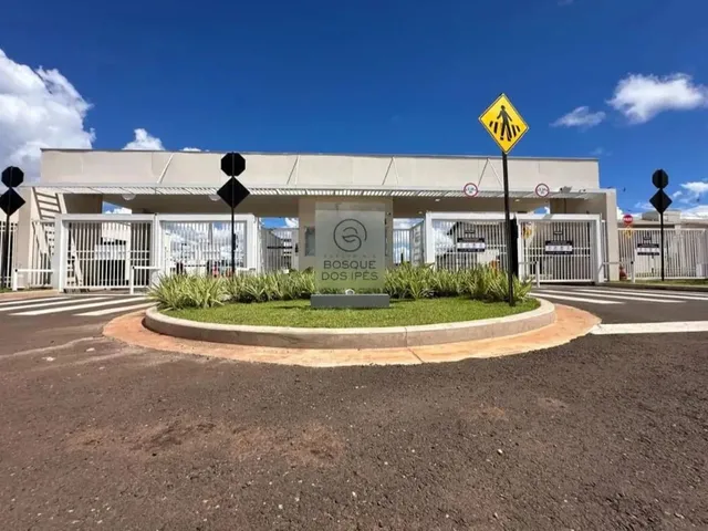 Imagem: A casa em condomínio possui 3 Dormitórios, 1 Suíte, 3