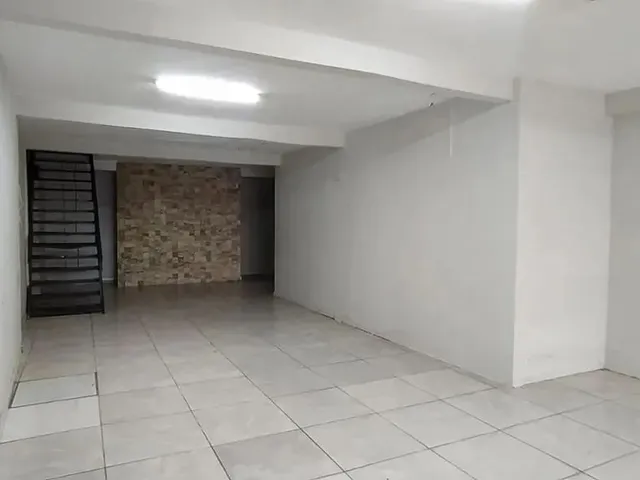 Imagem 16: Salão Comercial Bem Localizado