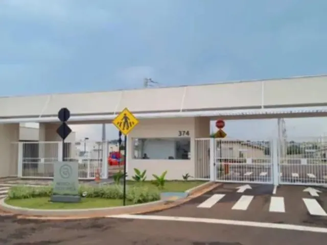 Imagem: A casa em condomínio possui 3 Dormitórios, 3 Banheiros, 2