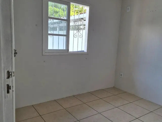 Imagem 6: Aluga-Se Casa. Piscina, Churrasqueira, Área de serviçoe80m² de...