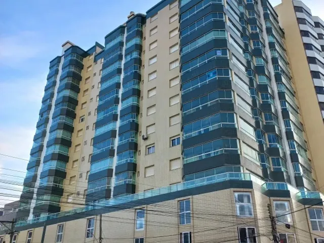 Imagem 1: Apartamento para Aluguel Possui 70 Metros Quadrados com 2 Quartos em Centro - Tramandaí