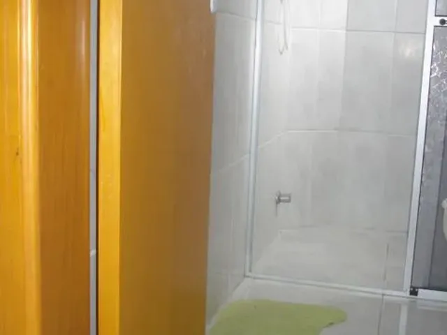 Imagem 10: Apartamento para Aluguel Possui 75 Metros Quadrados com 2 Quartos em Centro - Capão Da