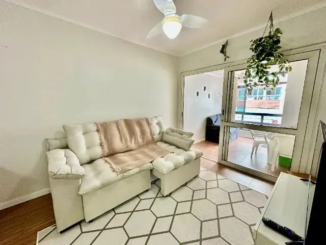Imagem 6: Apartamento em Capão da Canoa, 02 Quartos, Sacada de Frente, Churrasqueira e Box