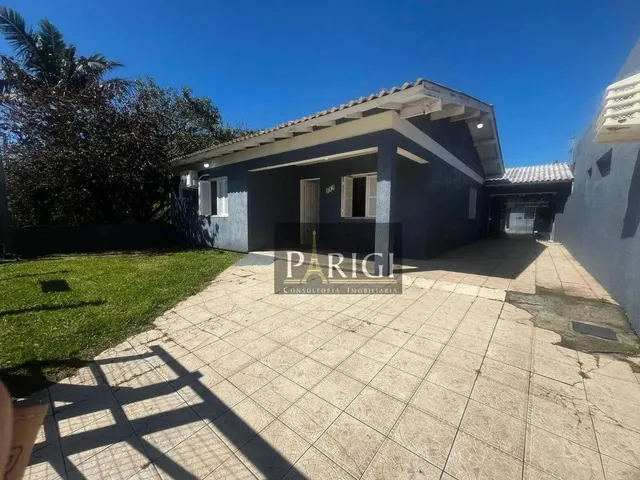 Imagem: Casa Ampla com 4 Dormitórios (2 Suítes)
