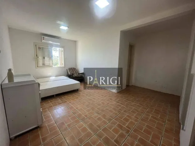 Imagem 13: Casa Ampla com 4 Dormitórios (2 Suítes) e Anexo no Centro de Tramandaí