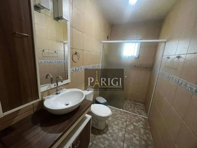 Imagem 2: Casa Ampla com 4 Dormitórios (2 Suítes) e Anexo no Centro de Tramandaí