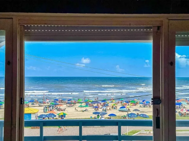 Imagem: Casa Beira Mar na Prainha/Torres