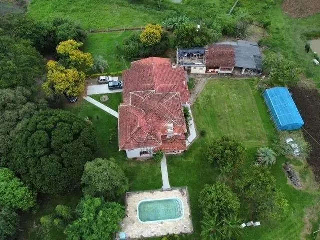 Imagem 3: Sobrado em Sítio de 4,8 Hectares com Piscina Canoas..