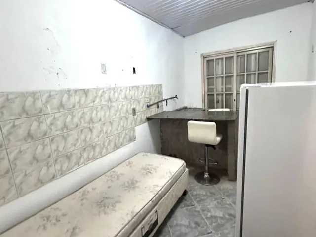 Imagem: Aluga-Se Kitnet Mobiliado