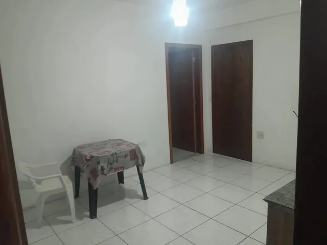 Imagem 1: Alugo Kitnet Casa com 1 dormitório