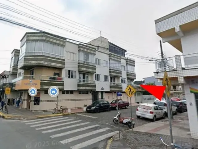 Imagem 2: Apartamento para Locação em Camboriú, Monte Alegre, 2 Dormitórios, 1 Banheiro