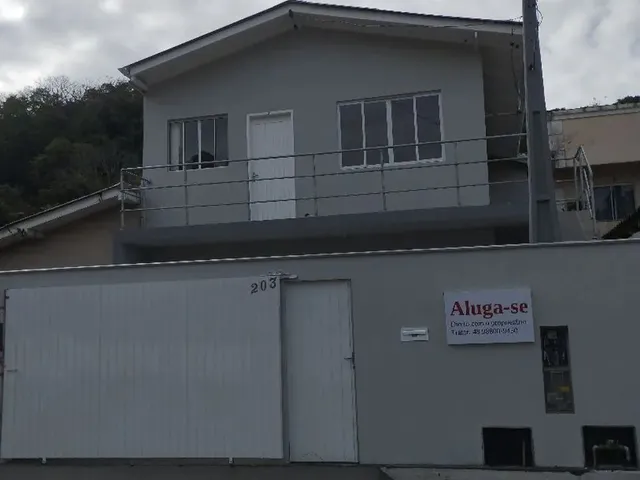 Imagem: Casa de 3 Quartos - R$ 2.000,00