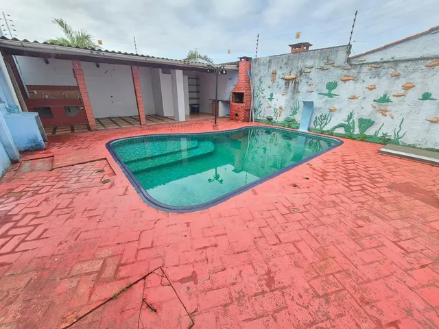 Imagem: Casa com 03 Quartos e Piscina
