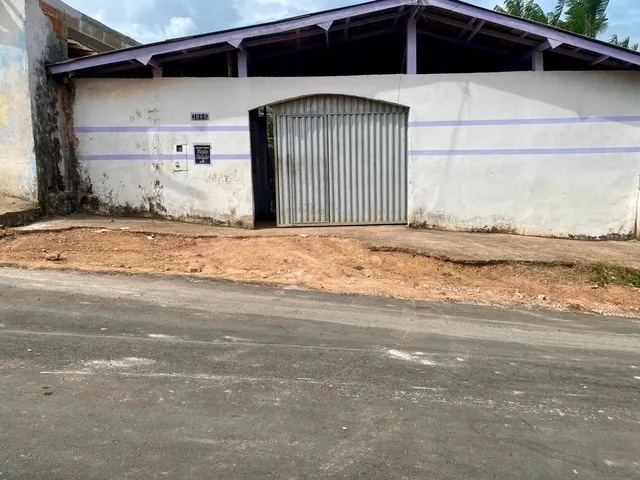 Imagem: A casa possui 2 Dormitórios, 1 Banheiro, 1 Vaga na