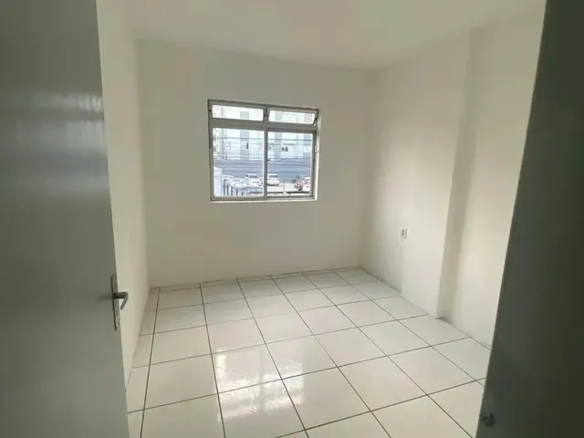 Imagem: Vaga Feminina - Quarto Privado R$700,00