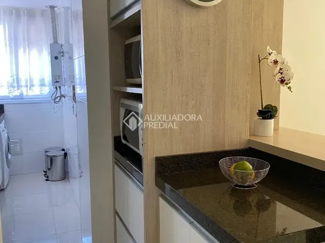 Imagem 13: Imóvel para Aluguel com 69 Metros Quadrados com 2 Quartos em Pantanal - Florianópolis