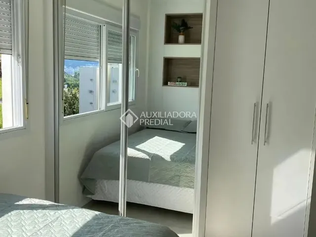 Imagem 6: Imóvel para Aluguel com 69 Metros Quadrados com 2 Quartos em Pantanal - Florianópolis