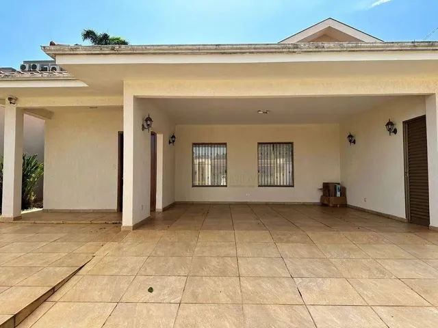 Imagem: Casa com 4 Dormitórios para Alugar, 250