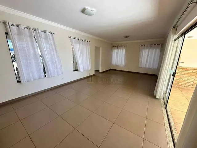 Imagem 4: Casa com 4 Dormitórios para Alugar, 250 M² por R$ 6.300,00/Mês - Parque Residencial