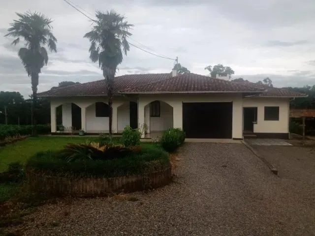 Imagem: Casa em Área Rural de Campo Alegre
