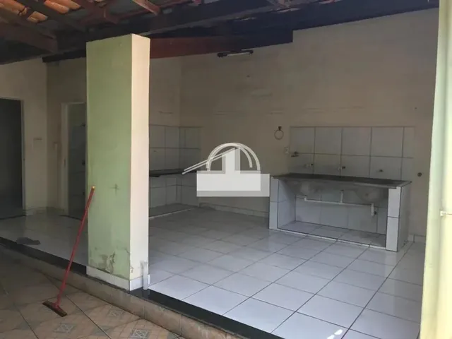 Imagem 3: Casa para Aluguel, 3 Quartos, 1 Vaga, Centro - Sete Lagoas/Mg