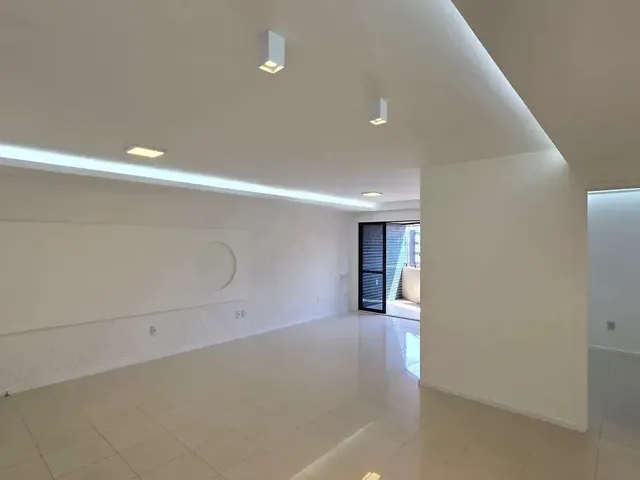 Imagem 15: Imóvel para Aluguel Tem 133 Metros Quadrados com 3 Quartos em Ponta Verde - Maceió - Al