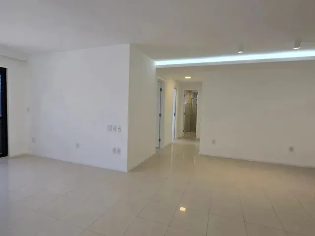 Imagem 3: Imóvel para Aluguel Tem 133 Metros Quadrados com 3 Quartos em Ponta Verde - Maceió - Al