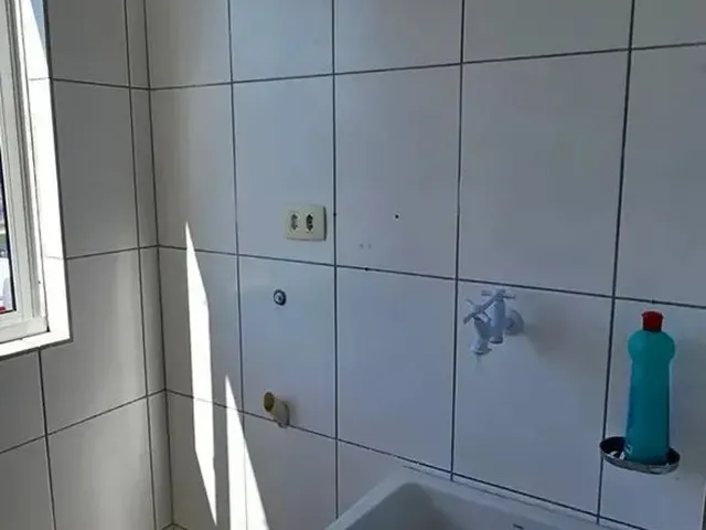 Imagem 6: Imóvel para Aluguel Possui 67 Metros Quadrados com 2 Quartos em Boqueirão - Curitiba