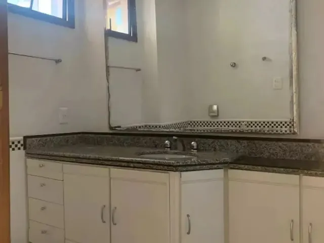 Imagem 13: Apartamento com 3 Quartos para Alugar, 260M² - Praia da Costa