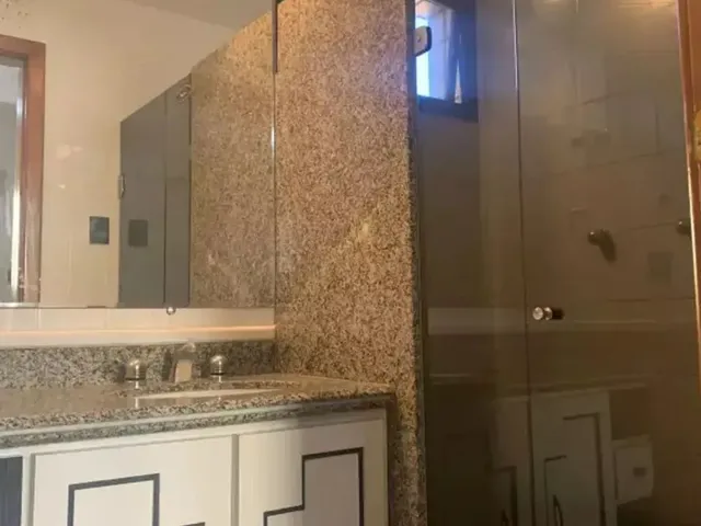 Imagem 16: Apartamento com 3 Quartos para Alugar, 260M² - Praia da Costa