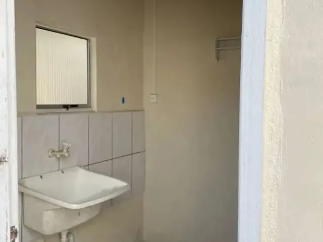 Imagem 5: Casa com 2 Dormitórios para Alugar, 40 M² por R$ 1.462,00 - Boqueirão - Curitiba/Pr