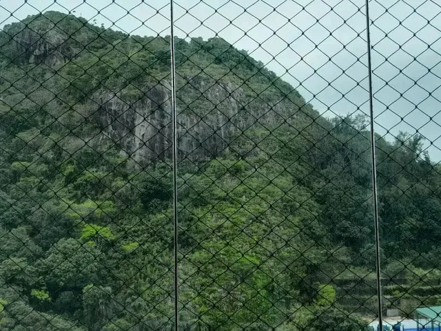 Imagem 1: Imóvel para Aluguel com 105 Metros Quadrados com 3 Quartos em Praia da Costa - Vila Velha