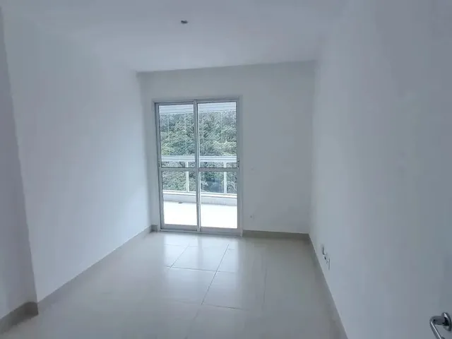 Imagem 14: Imóvel para Aluguel com 105 Metros Quadrados com 3 Quartos em Praia da Costa - Vila Velha
