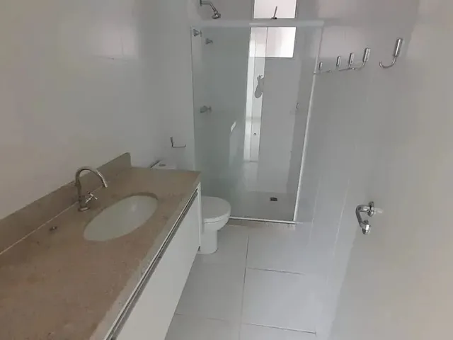Imagem 3: Imóvel para Aluguel com 105 Metros Quadrados com 3 Quartos em Praia da Costa - Vila Velha
