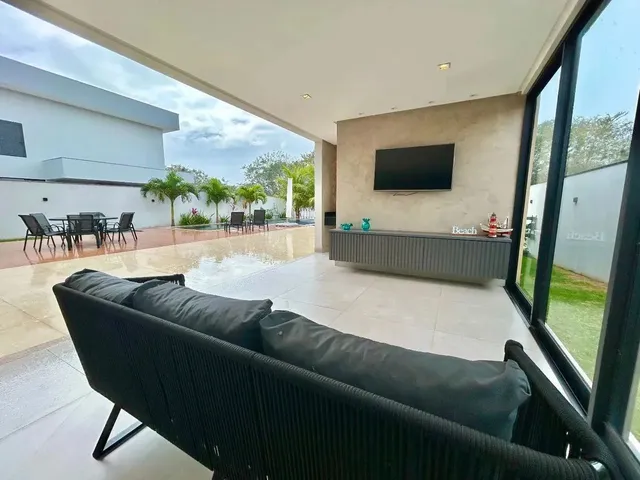Imagem 9: Mansão para Aluguel com 550 Metros Quadrados com 5 Quartos em Interlagos - Vila Velha