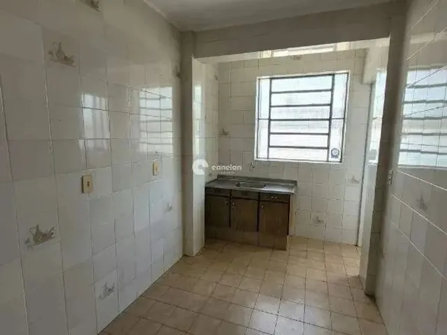Imagem 12: Apartamento Central com Fácil Acesso a Ônibus e Principais Serviços