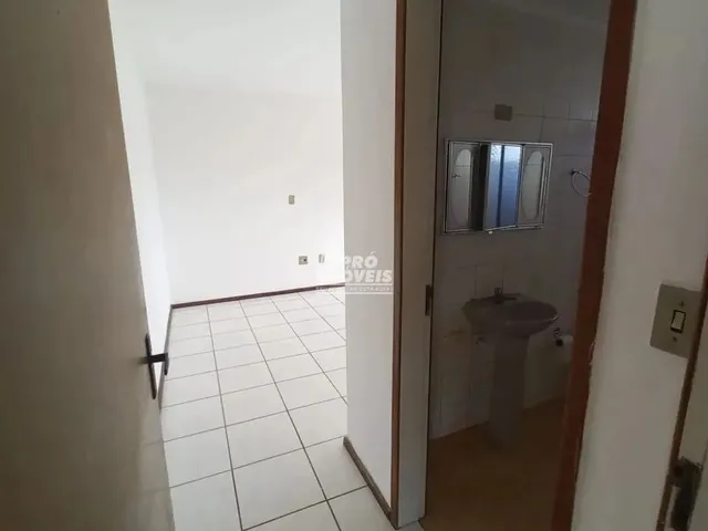 Imagem 5: Apto 2 Dorm. + Suíte + Sacada + Dependência + Garagem