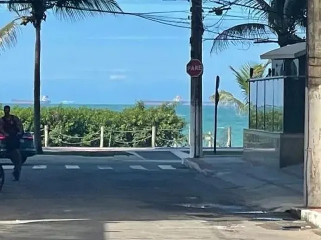 Imagem 9: Cobertura para Locação em Vila Velha, Itapuã, 4 Dormitórios, 2 Suítes, 5 Banheiros