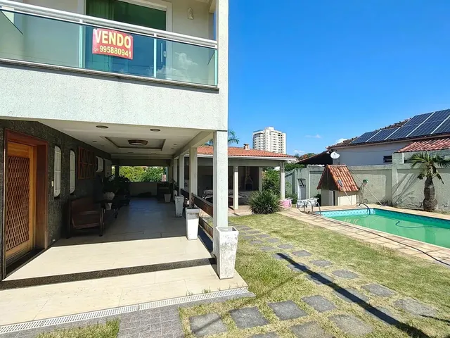 Imagem 3: Vendo Ou Alugo Casa Duplex Espaçosa com 3 Quartos Sendo 2 Suítes e 4 Vagas em Centro