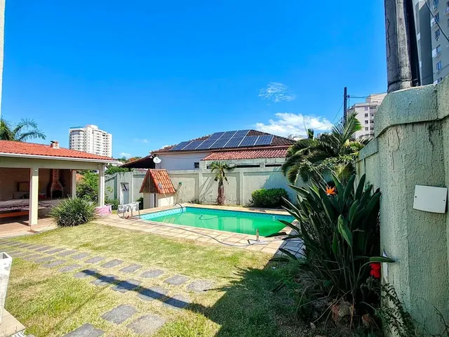 Imagem 12: Vendo Ou Alugo Casa Duplex Espaçosa com 3 Quartos Sendo 2 Suítes e 4 Vagas em Centro