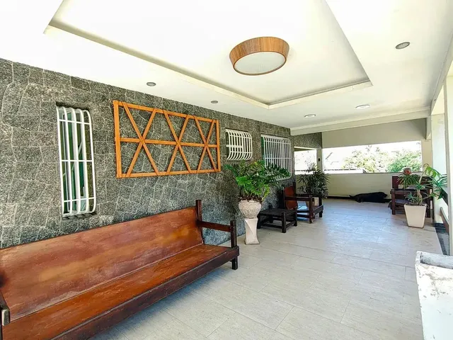 Imagem 11: Vendo Ou Alugo Casa Duplex Espaçosa com 3 Quartos Sendo 2 Suítes e 4 Vagas em Centro